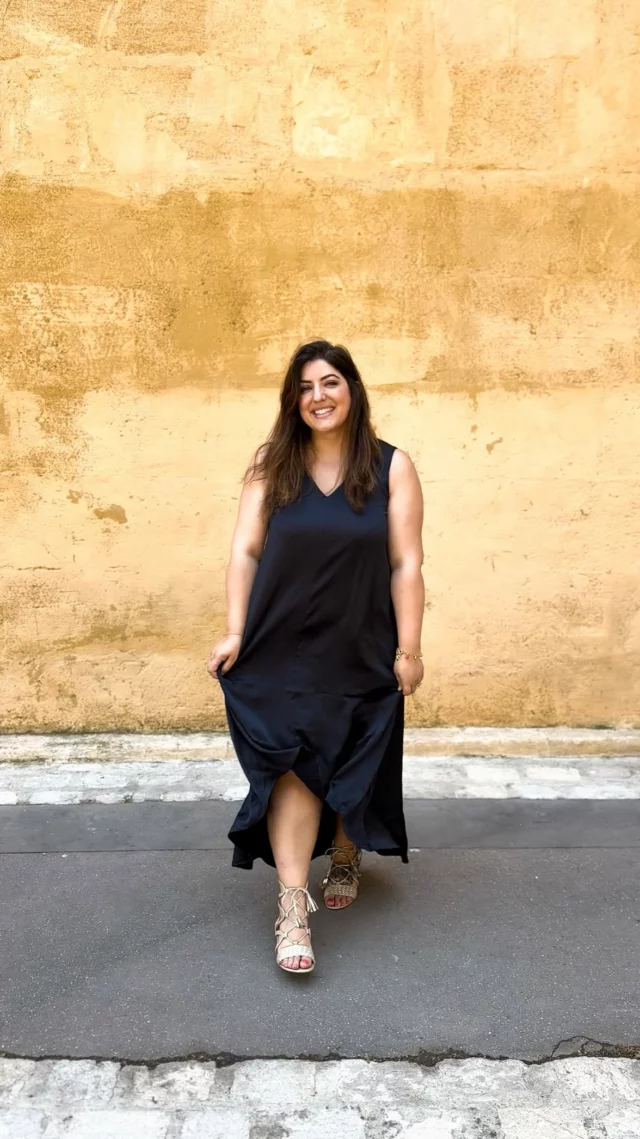 Petit message positif du dimanche soir 🩷
#suddelafrance #plussize #provence #look #lookoftheday #curvefashion #plussize #mediumsize #mediumsizefashion #ullapopken #UllaWoman #FashionEquality #TrueSize #TrueSizeFashion
____
Robe @ullapopken_fr 🩷
Code jennifer729 -20%
* Collaboration commerciale